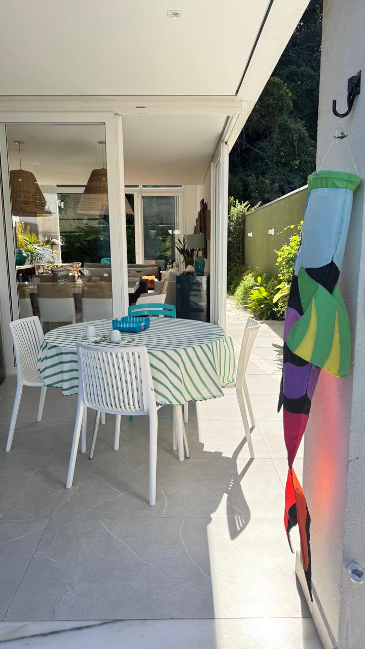Foto 25 de Casa na Praia à Venda no Guarujá | Praia Pernambuco Guarujá | Alpha DL