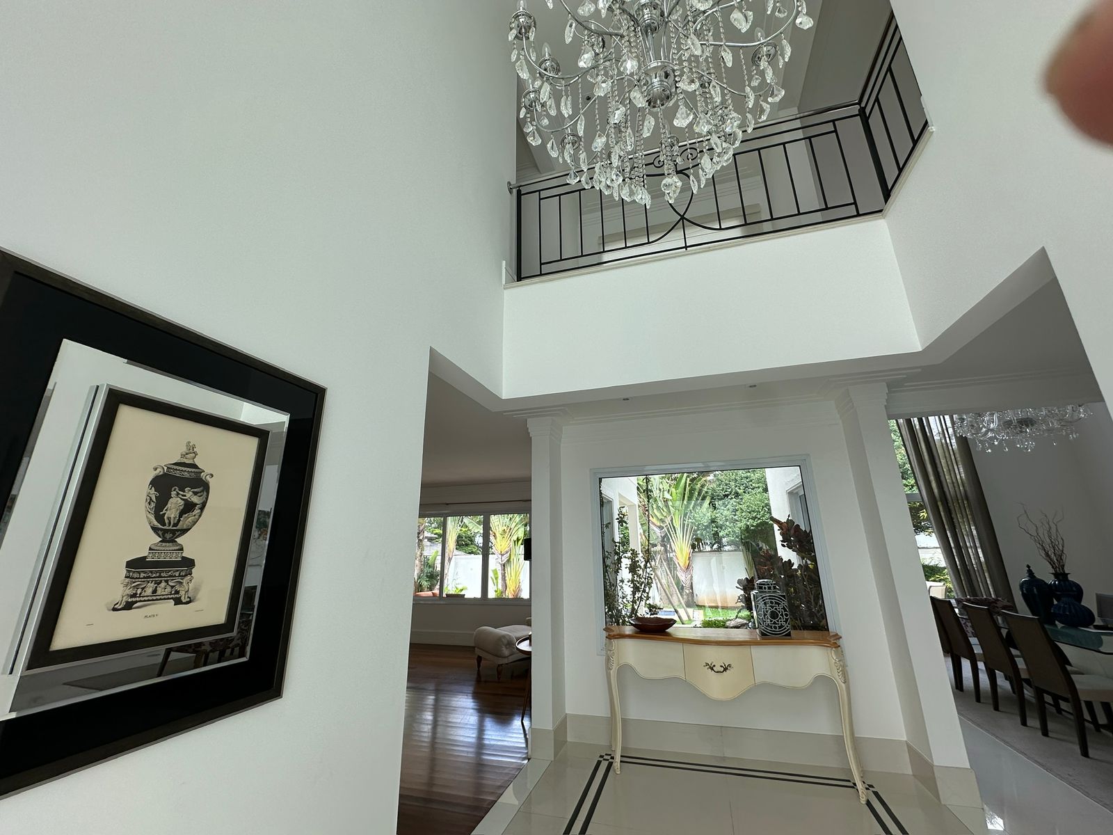 Foto 16 de Casa Alto Padrão à Venda em Aldeia da Serra | 1027m² | 4 Suítes | Área de Lazer Completa | Alpha DL