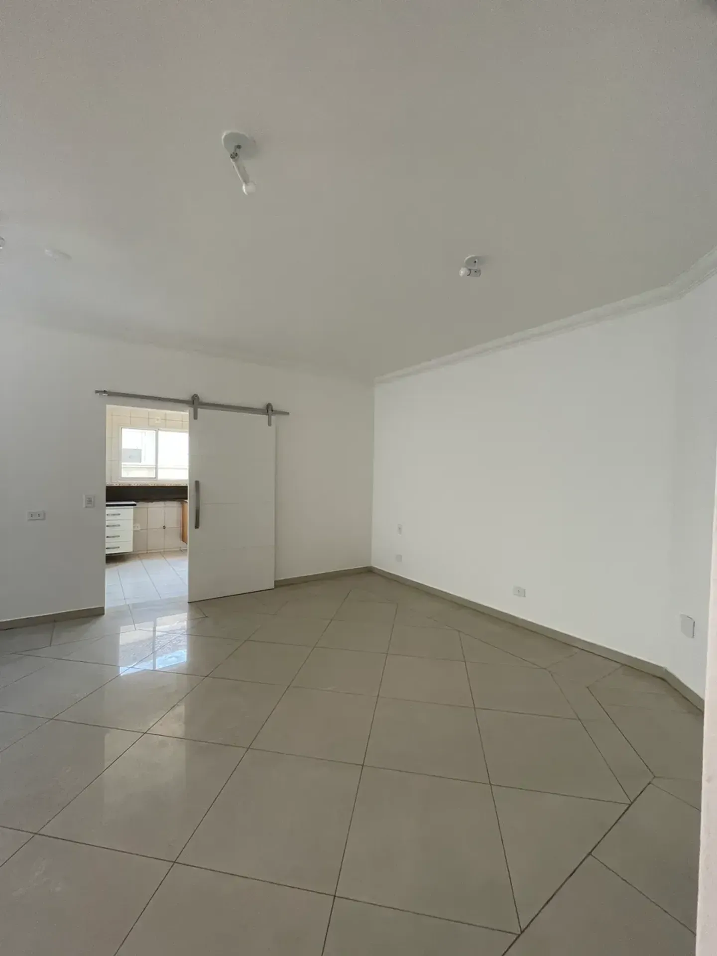 Foto 17 de Casa com 850m² de Terreno | 620m² de Construção | 4 Suítes | Investidores | Alpha DL