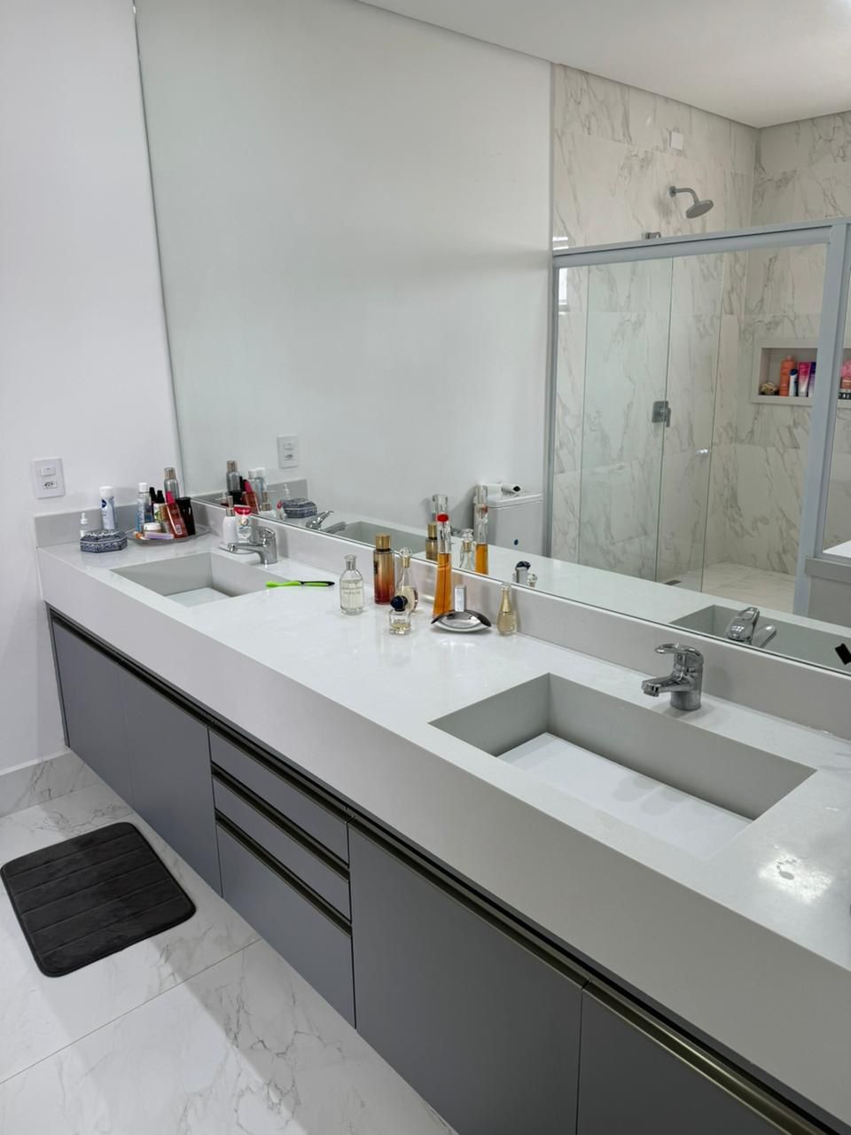 Foto 13 de Casa Alto Padrão à Venda em Alphaville  | Residencial Genesis II  | 4 Suítes  | Alpha DL