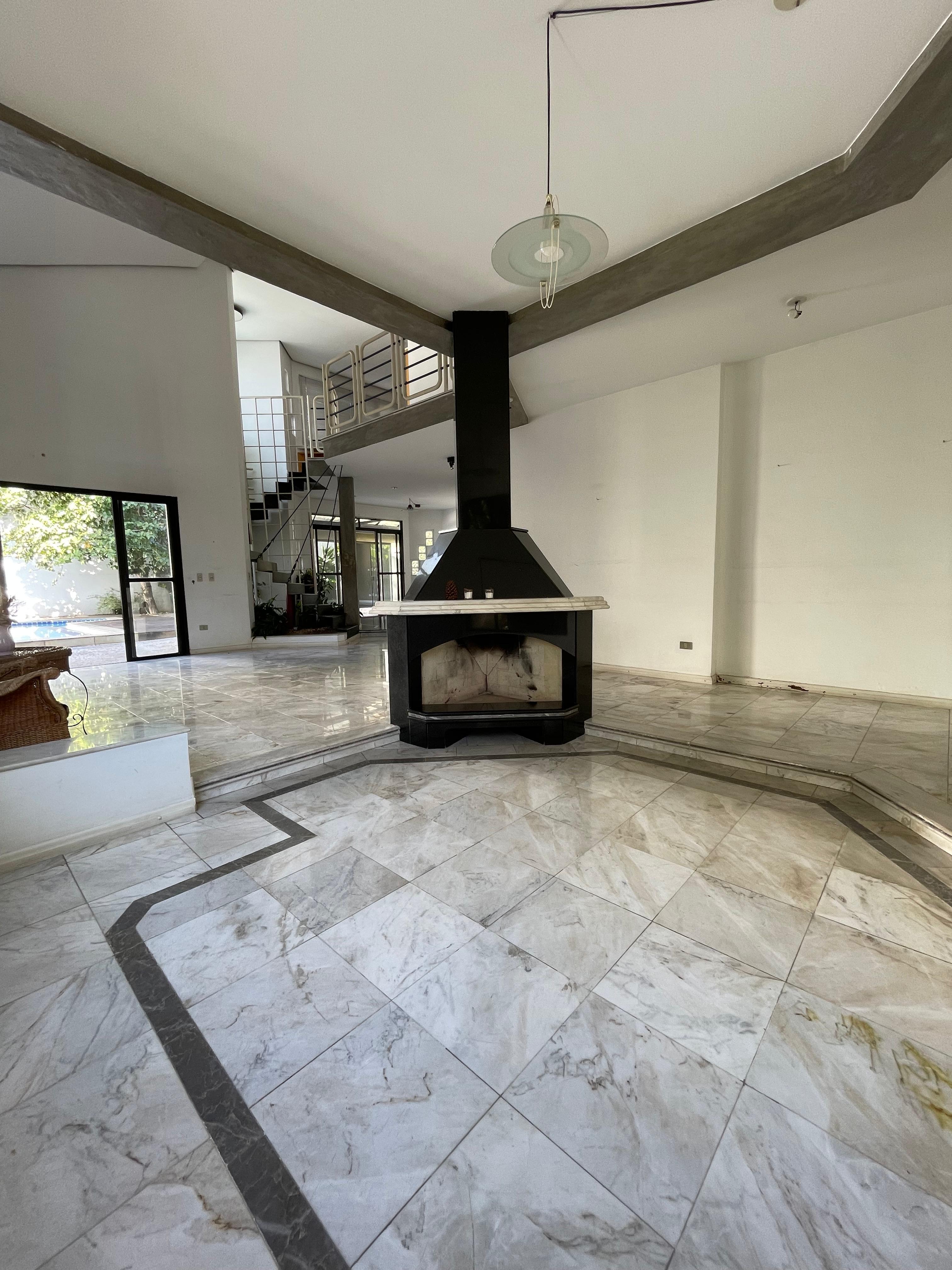 Foto 8 de Casa de Alto Padrão em Alphaville à Venda |Abaixo do Valor de Mercado | Vista Livre para Praça | Alpha DL