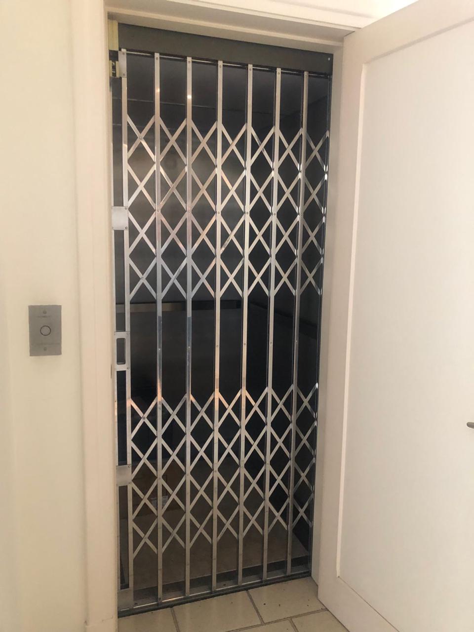 Foto 17 de Casa Alto Padrão em Alphaville | 950m² área construída | 4 Suítes | Alpha DL