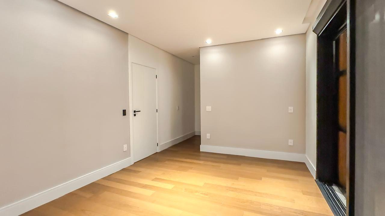 Foto 22 de Mansão Exclusiva em Alphaville |  4 Suítes | 610m² de Construção | Alpha DL