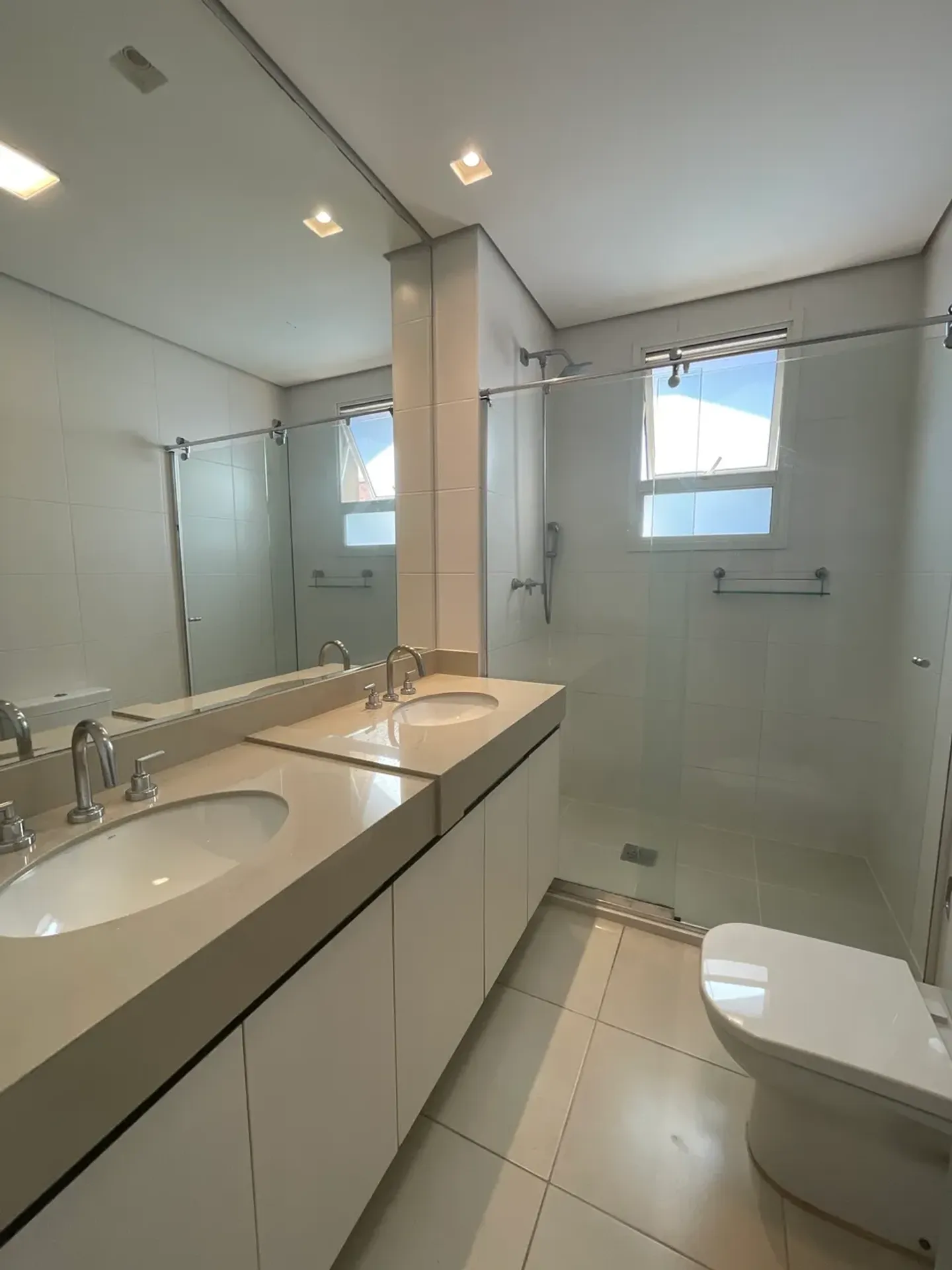 Foto 21 de Apartamento para Venda ou Locação - Boulevard Tamboré - Condomínio Clube