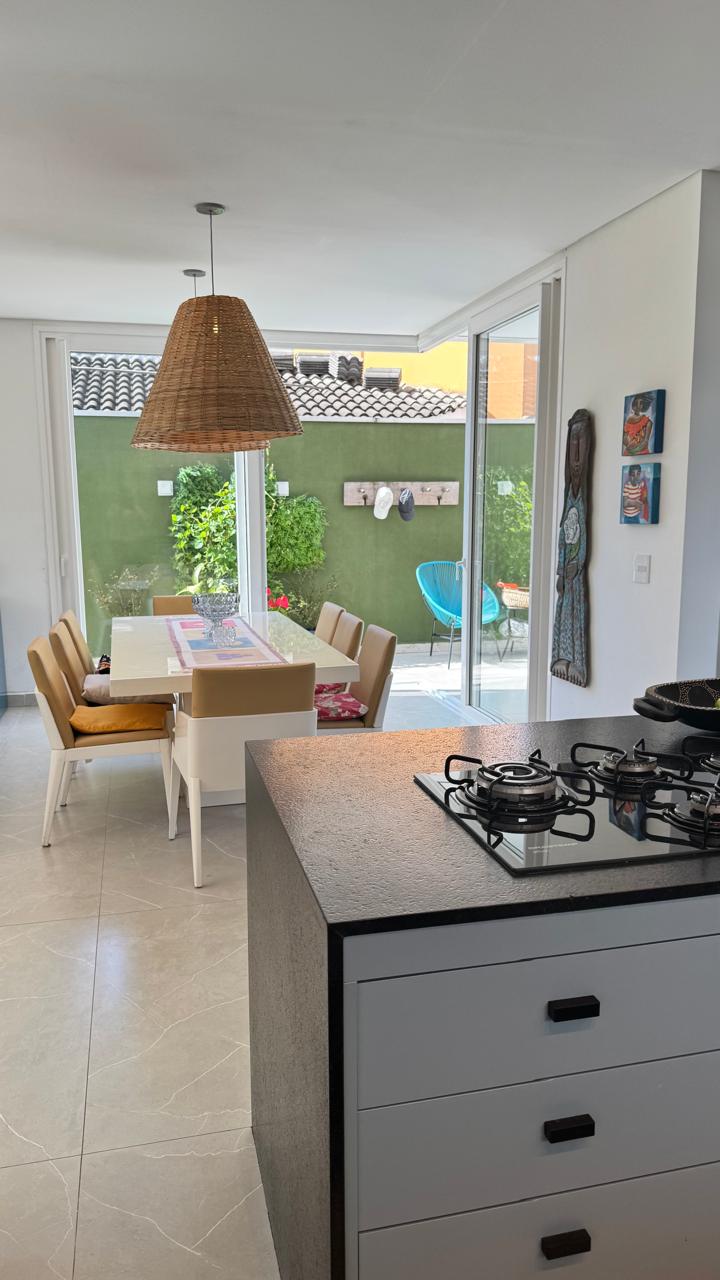 Foto 8 de Casa na Praia à Venda no Guarujá | Praia Pernambuco Guarujá | Alpha DL