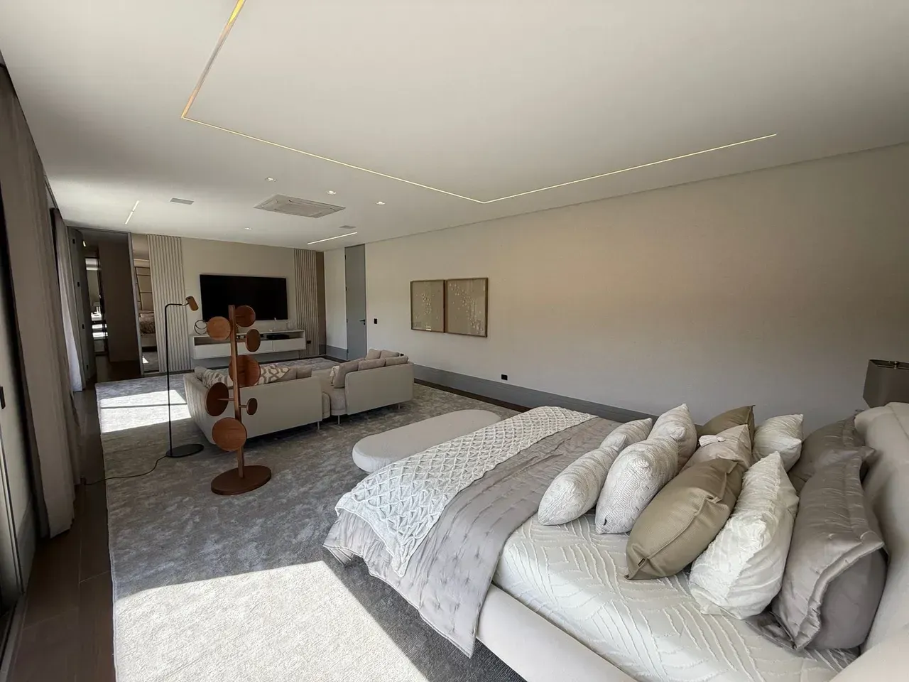 Foto 15 de Mansão Exclusiva à venda em Alphaville/Tamboré |  6 Suítes | 1810m² de Área Útil | 1200m² de Terreno | Alpha DL