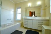 Foto 15 de Casa à venda em Alphaville com 2 Lotes | 850m² de Terreno | 4 suítes | Pomar | Área Gourmet | Alpha DL