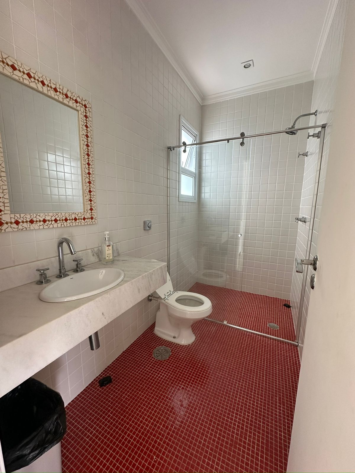 Foto 35 de Casa Alto Padrão à Venda em Aldeia da Serra | 1027m² | 4 Suítes | Área de Lazer Completa | Alpha DL