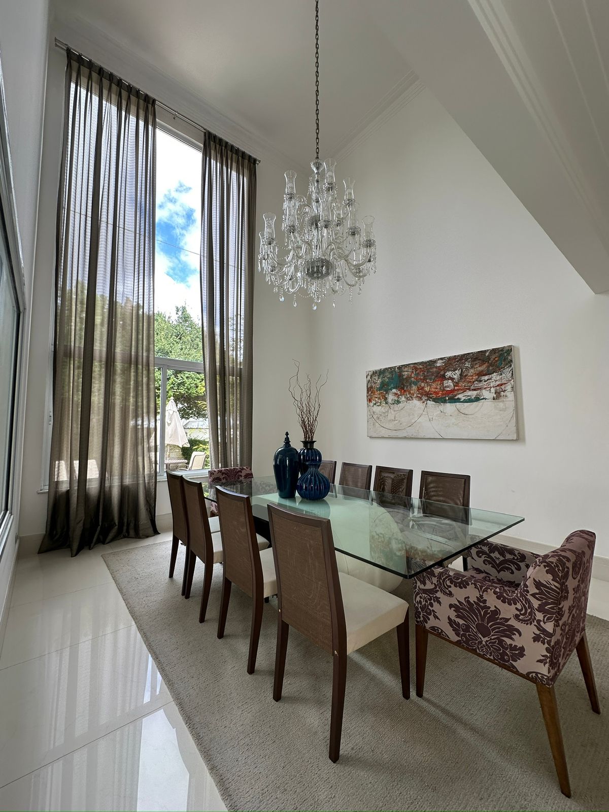 Foto 18 de Casa Alto Padrão à Venda em Aldeia da Serra | 1027m² | 4 Suítes | Área de Lazer Completa | Alpha DL