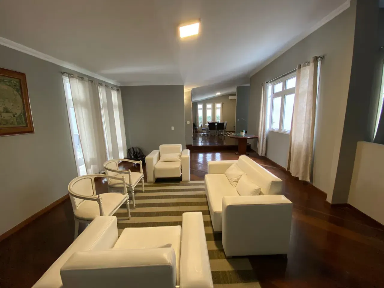 Foto 6 de Casa à Venda em Alphaville  Residencial 1 | 707m² de Terreno | Ambientes integrados | Alpha DL
