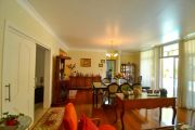 Foto 14 de Casa à venda em Alphaville com 2 Lotes | 850m² de Terreno | 4 suítes | Pomar | Área Gourmet | Alpha DL