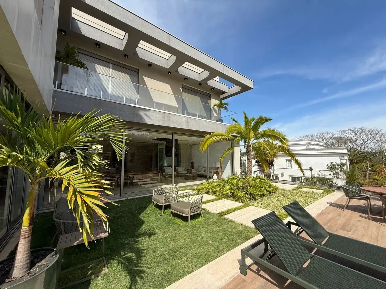Foto 31 de Mansão Exclusiva à venda em Alphaville/Tamboré |  6 Suítes | 1810m² de Área Útil | 1200m² de Terreno | Alpha DL