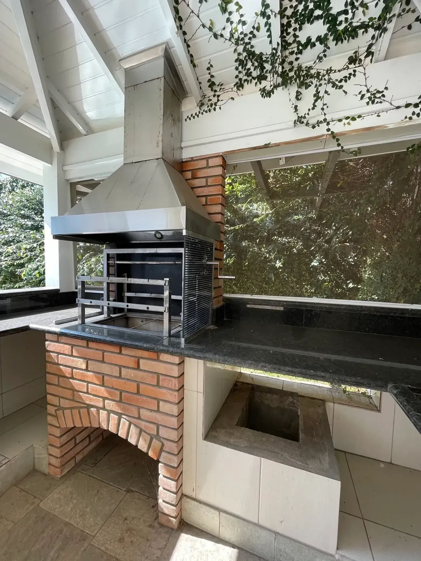 Foto 13 de Casa com 850m² de Terreno | 620m² de Construção | 4 Suítes | Investidores | Alpha DL