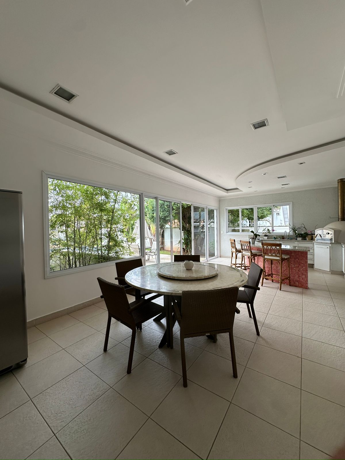 Foto 29 de Casa Alto Padrão à Venda em Aldeia da Serra | 1027m² | 4 Suítes | Área de Lazer Completa | Alpha DL