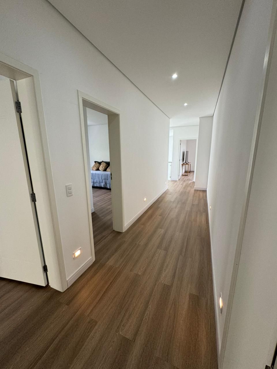 Foto 6 de Casa Alto Padrão à Venda em Alphaville  | Residencial Genesis II  | 4 Suítes  | Alpha DL