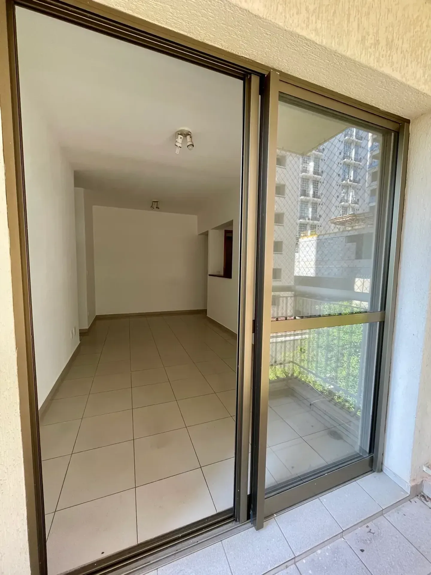 Foto 15 de Apartamento disponível para venda em Alphaville | Zona Central de Alphaville | 2 Dormitórios | Alpha DL