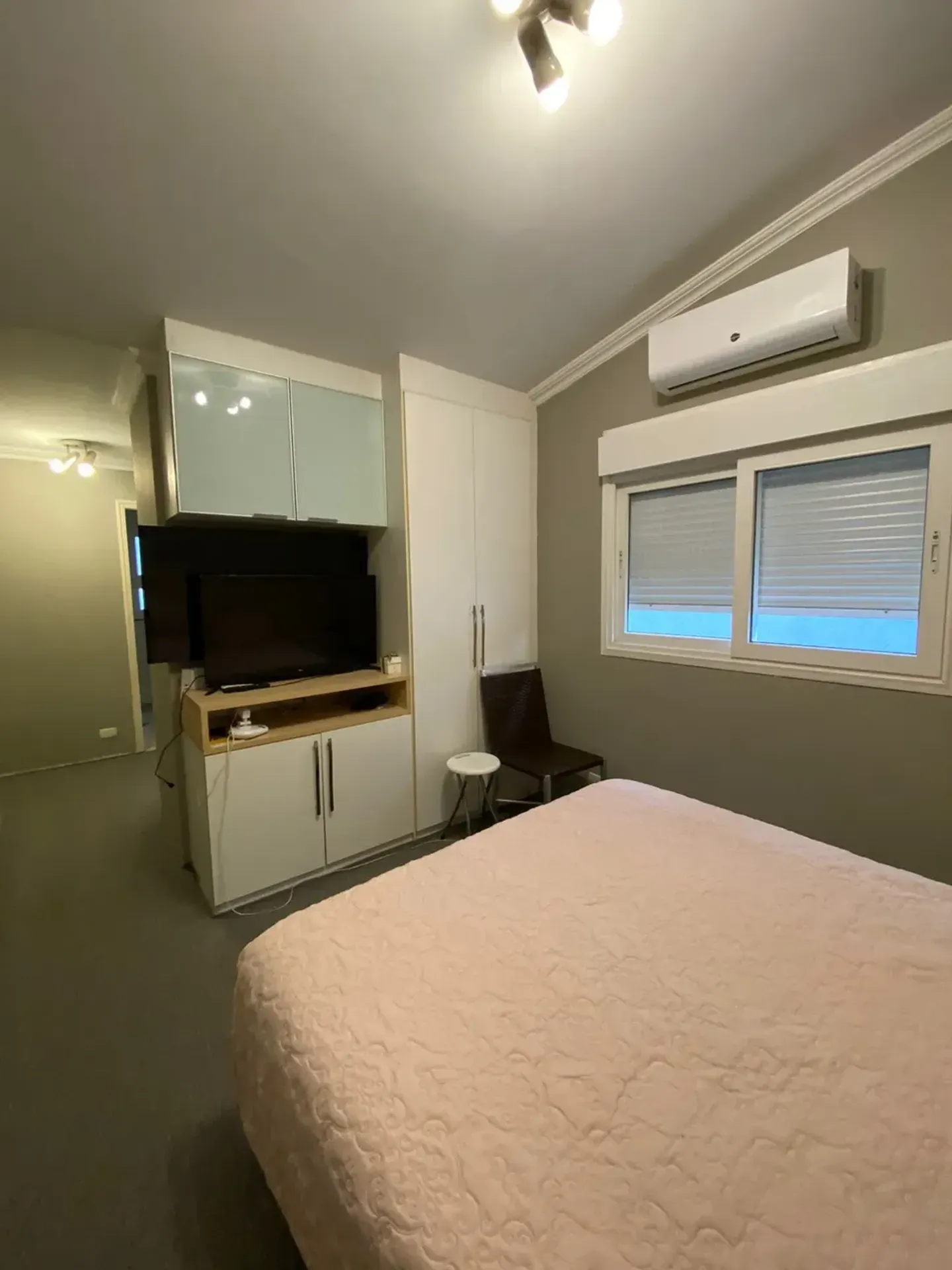 Foto 17 de Casa à Venda em Alphaville  Residencial 1 | 707m² de Terreno | Ambientes integrados | Alpha DL