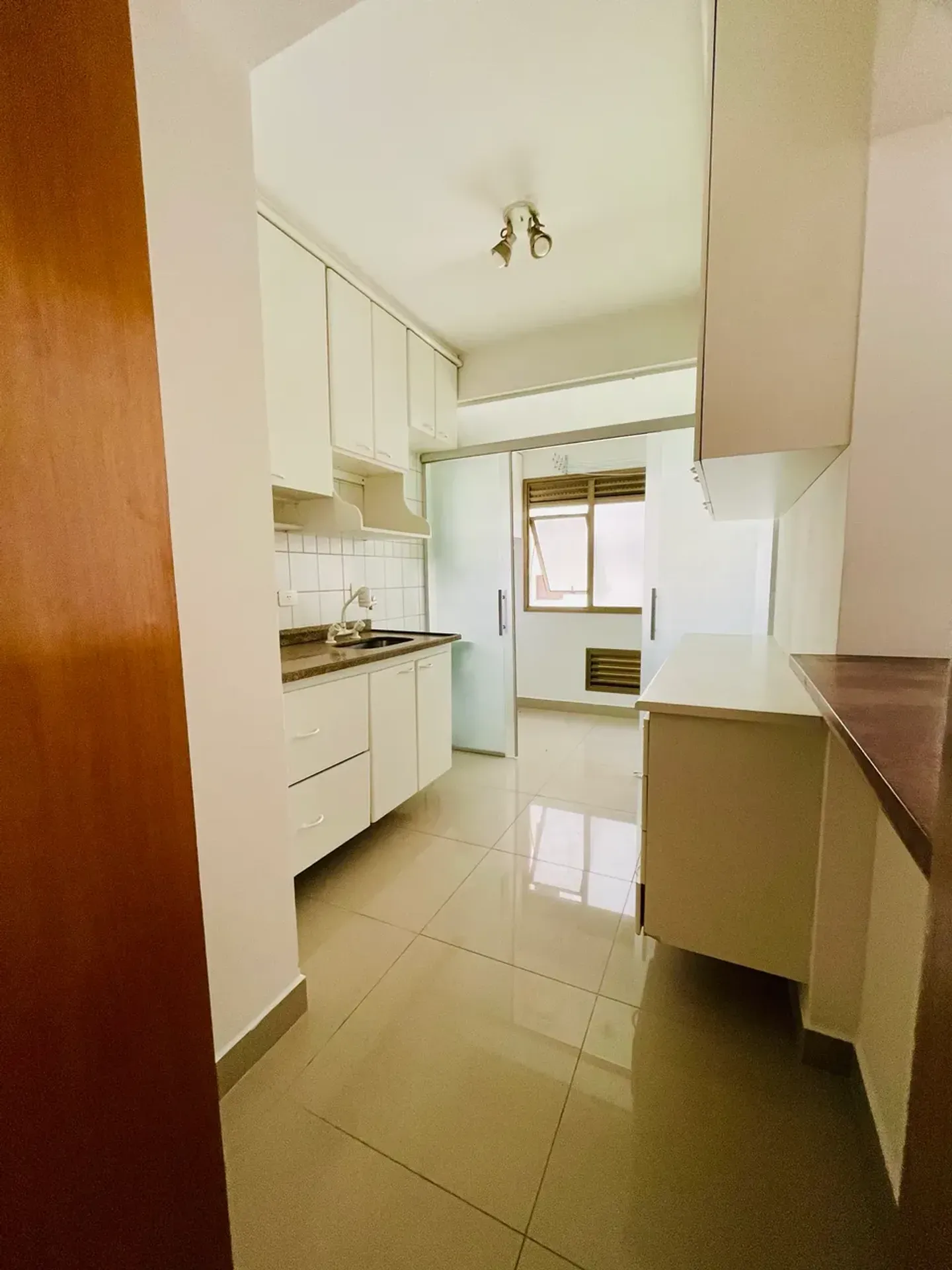 Foto 12 de Apartamento disponível para venda em Alphaville | Zona Central de Alphaville | 2 Dormitórios | Alpha DL