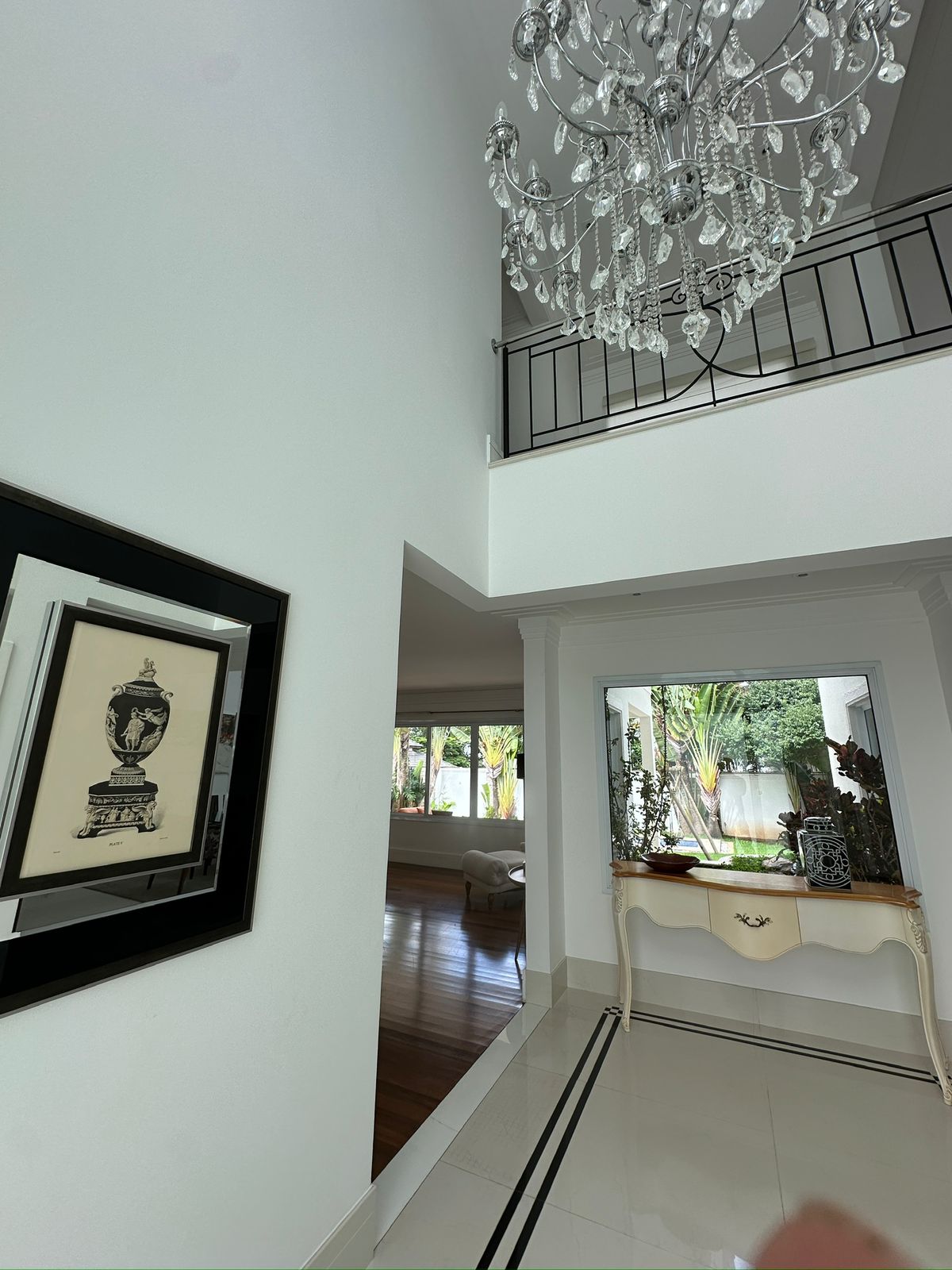 Foto 15 de Casa Alto Padrão à Venda em Aldeia da Serra | 1027m² | 4 Suítes | Área de Lazer Completa | Alpha DL