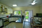 Foto 18 de Casa à venda em Alphaville com 2 Lotes | 850m² de Terreno | 4 suítes | Pomar | Área Gourmet | Alpha DL